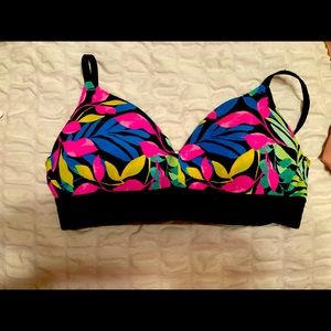 VS PINK bra 34B great used condition..still a lot of wear left